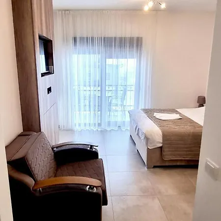 Апарт-отель Hills Star 4*