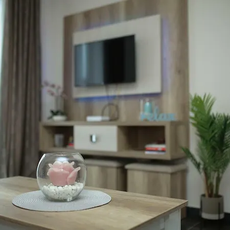 Aparthotel Hills Star Wellness & 4*